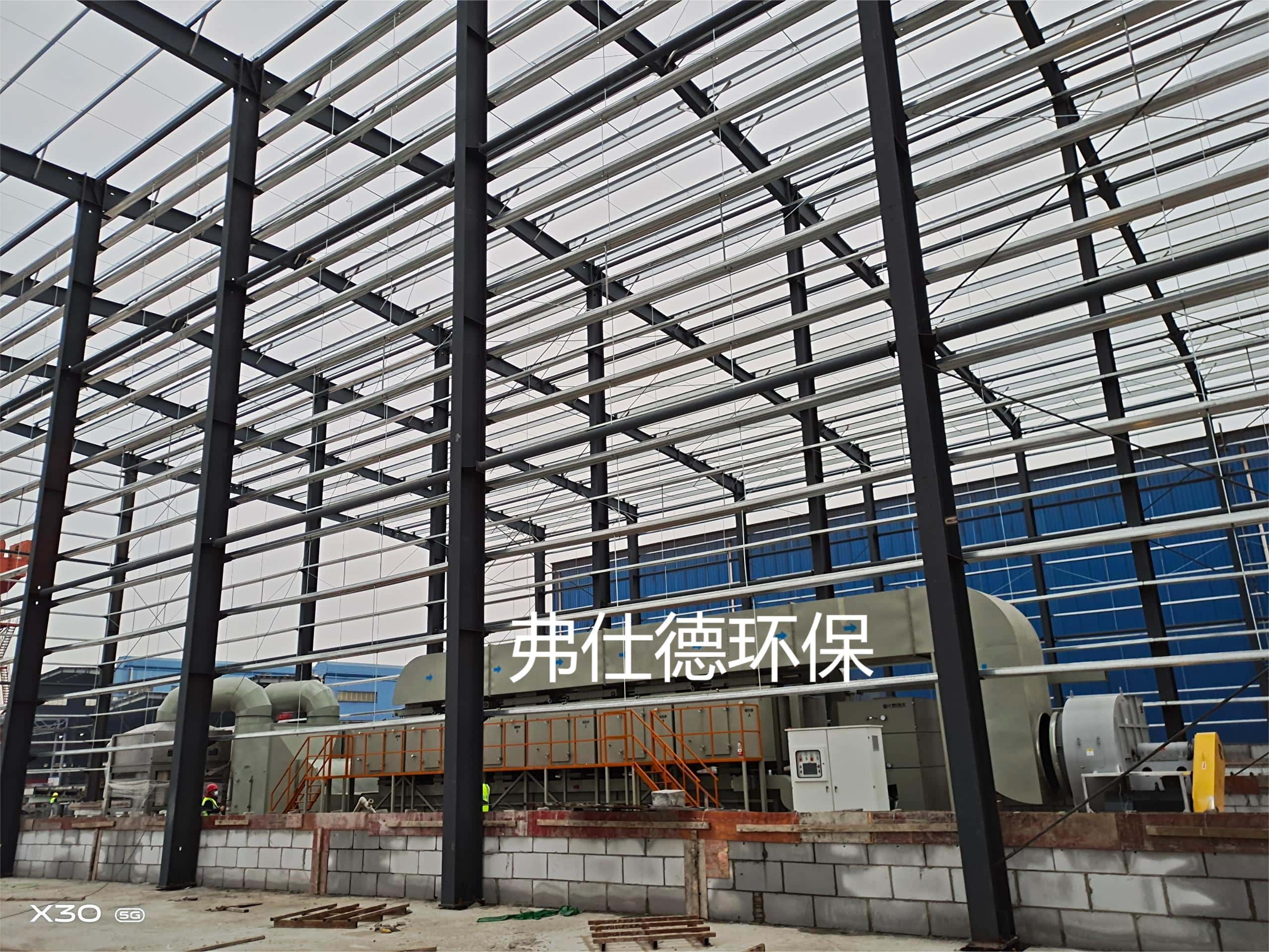 武汉钢构行业喷漆废气处理工程（10万风量）